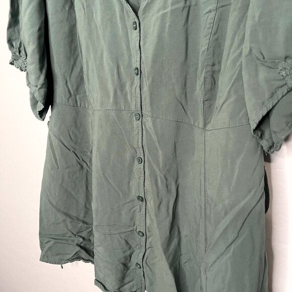 Torrid Green Button Front Side Tie Flowy Blouse Top 3 3X 22/24 - Picture 5 of 7